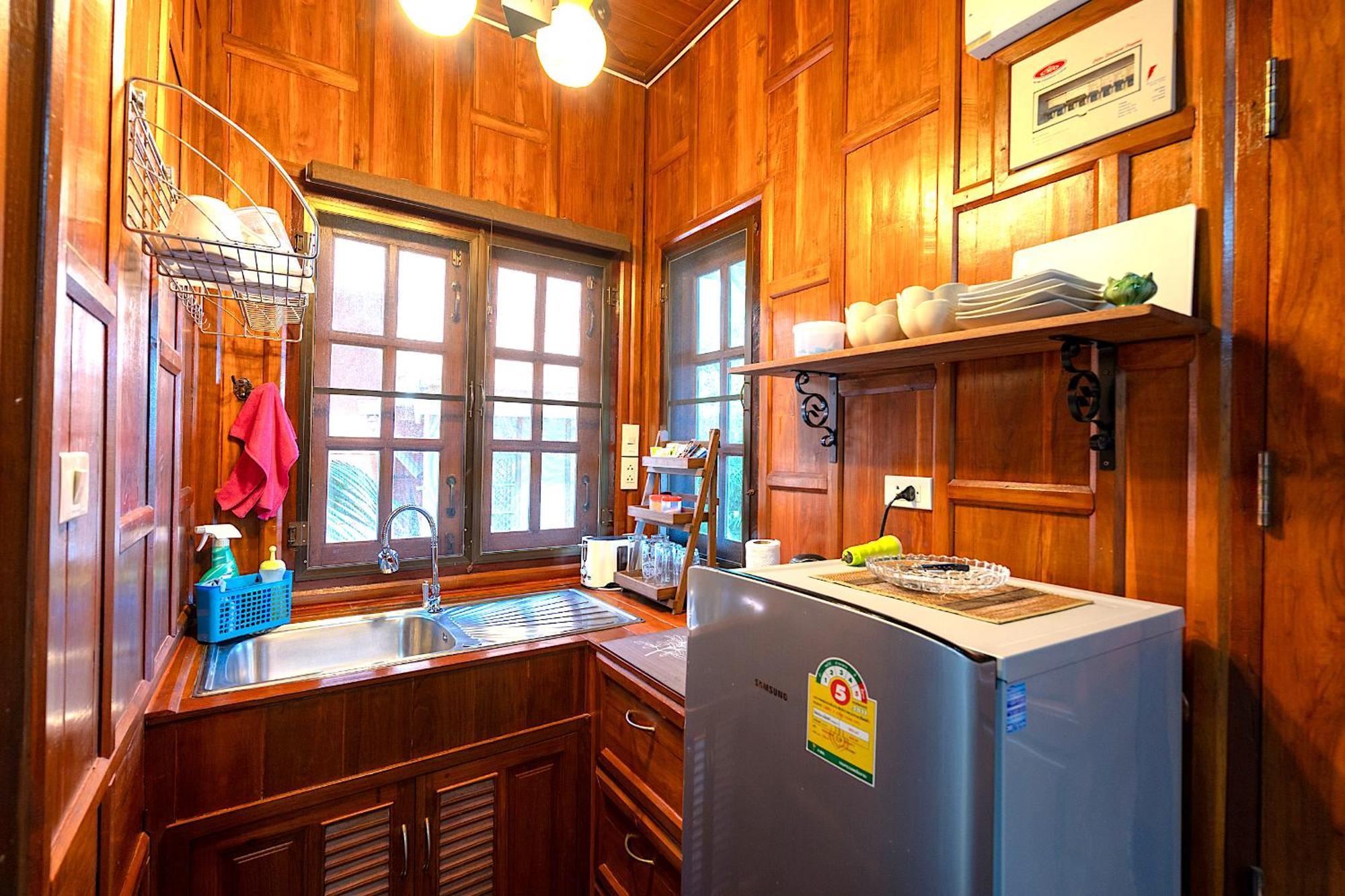 Villa Ayutthaya At Kantiang Bay Koh Lanta Ngoại thất bức ảnh